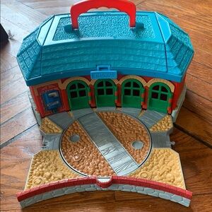 Learning Curve Thomas and Friends Take Along Roundhouse Station